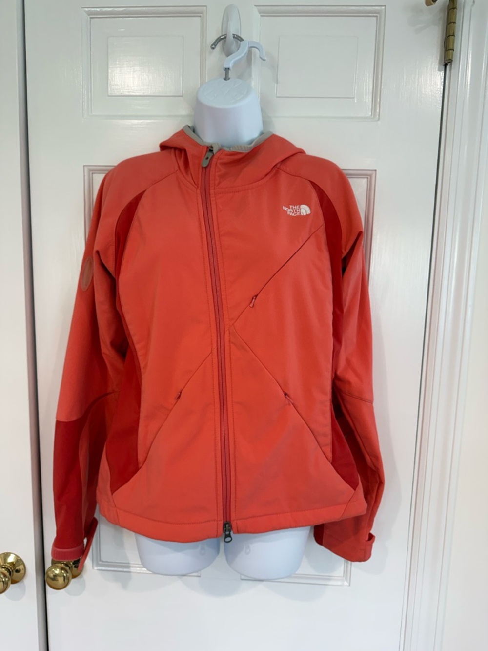 The North Face Women’s Coral Pink Salmon Hooded Softshell Jacket